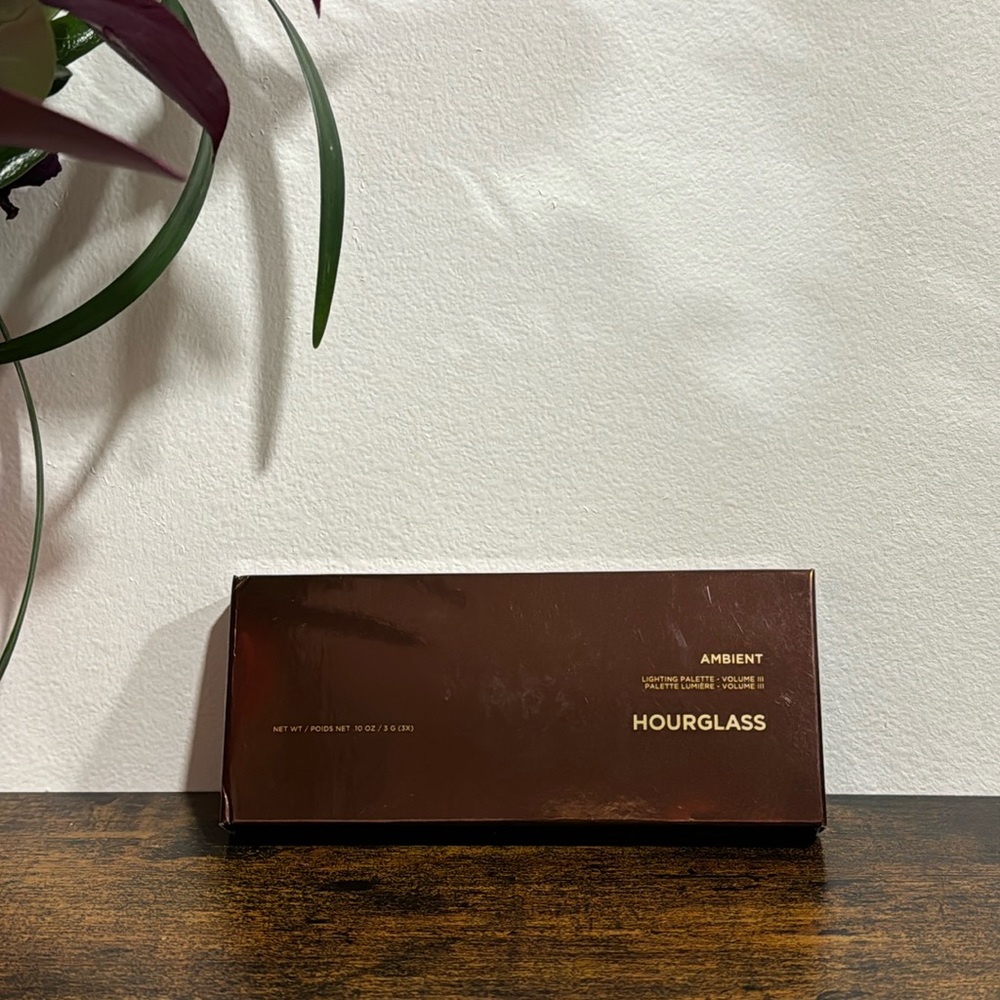 Hourglass Ambient Lightning Palette